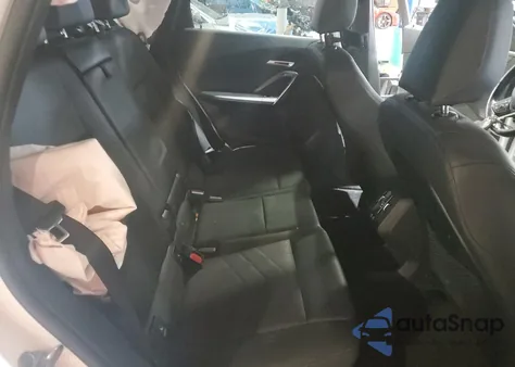 2023 BMW X1 xDrive28I z USA, uszkodzony, nr VIN WBX73EF05P5W38724